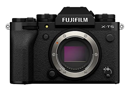 Fujifilm X-T5 Review: The APS-C King Refuses to Surrender Its Throne