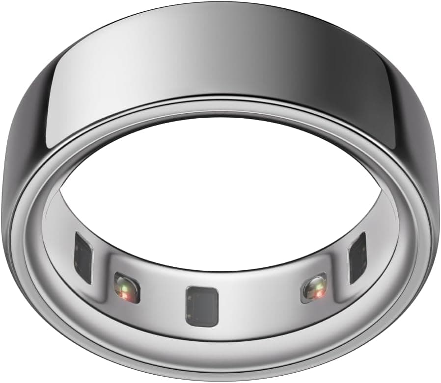 The Oura Ring 4 Refines the Smart Ring Into Something You Actually Want to Wear